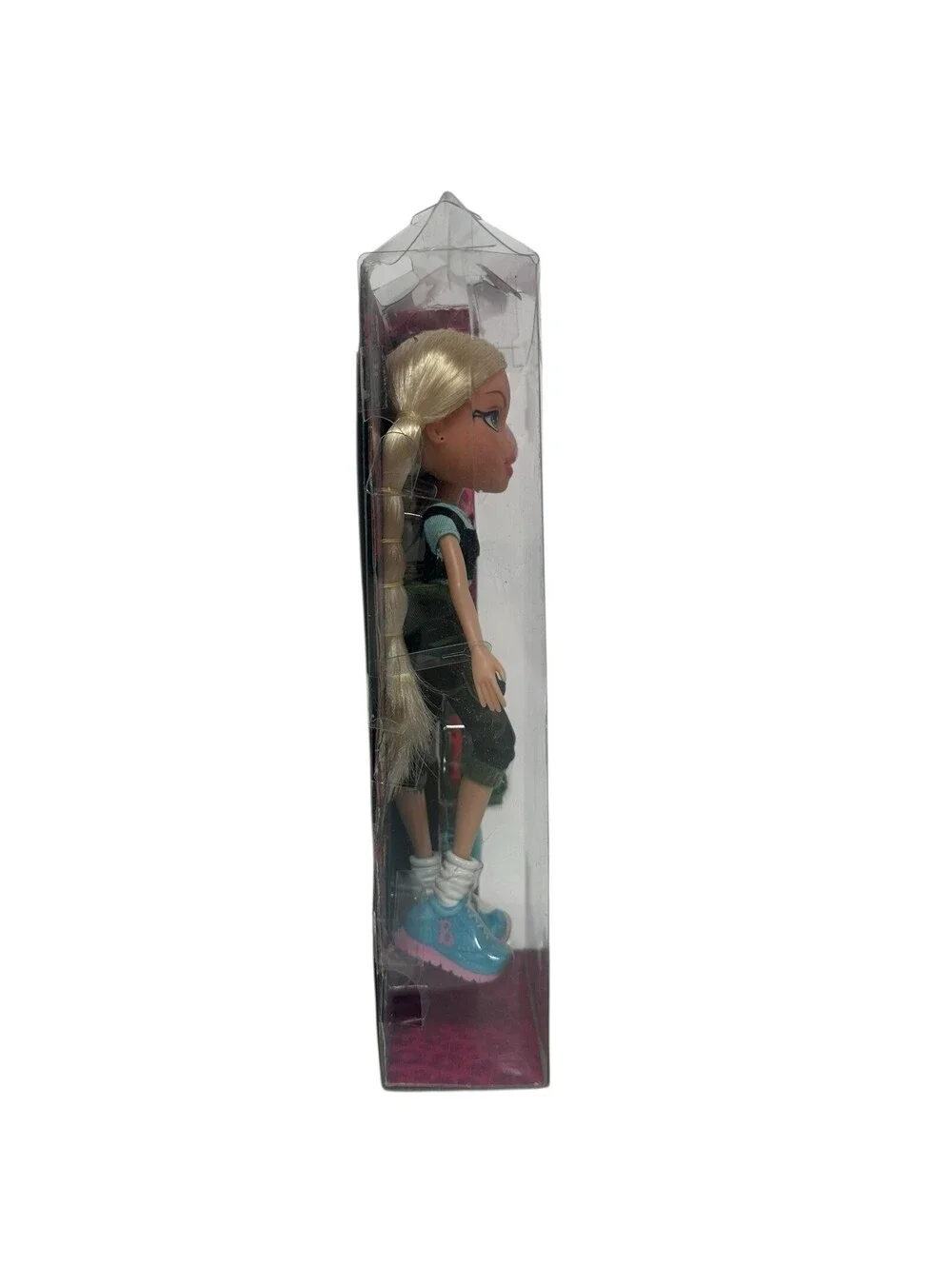 Bratz Fierce Fitness Cloe Doll y2k fear to hike